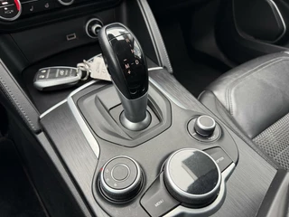 Alfa Romeo Stelvio Alfa Romeo Stelvio 2.2d AWD Autom Led Cruise Carplay Camera 2018 Vol Opties Eerste Eigenaar Hoge Instap - afbeelding nr 8