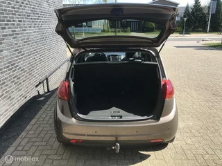 Kia Venga Kia Venga 1.4 CVVT DynamicPLusLine - afbeelding nr 6