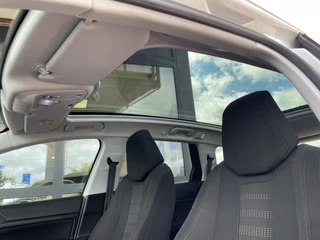 Peugeot 308 Peugeot 308 SW 1.6 BlueHDI 120 pk Blue Lease Executive Pack Trekhaak Panoramadak Camera Parkeersensoren DAB Clima en Cruise Control Wit Metallic Nette auto zuinige Euro 6 Diesel Station - afbeelding nr 19