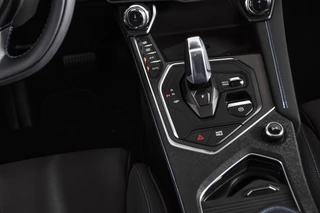 Lynk & Co 01 | 360 Camera | 7.4 kWh boordlader | Donkere hemel | S/K-panodak | Adapt. Cruise | Memory | Elek. klep | LM 20