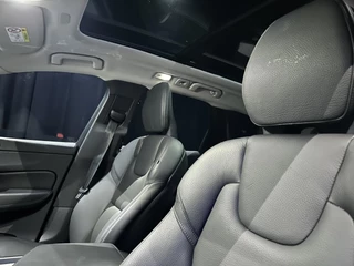 Volvo XC60 Volvo XC60 2.0 T6 Plug-in hybrid AWD Plus Dark *Pano*HKSound*Leder*Memory* - afbeelding nr 15