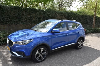 MG ZS EV MG ZS EV Luxury 45 kWh | LEDER | PANORAMADAK| CARPLAY - afbeelding nr 2