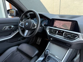 BMW 3 Serie BMW 3 Serie 320i M-Sport,1e Eig,Half Leer,LED,Carplay,Dealer OH,Lane Ass., - afbeelding nr 31