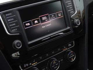 Volkswagen Passat Volkswagen Passat Variant TSI GTE 218PK / DSG automaat / Highline / LED - afbeelding nr 25