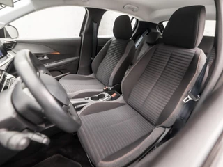 Peugeot 208 Peugeot 208 1.2 PureTech Sport (APPLE CARPLAY, GROOT NAVI, PARKEERSENSOREN, SPORTSTOELEN, LED KOPLAMPEN, LANE ASSIST, CRUISE, NIEUWSTAAT) - afbeelding nr 13