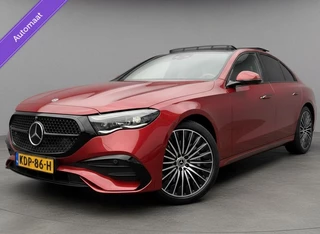 Mercedes-Benz E-Klasse 300 e AMG Line Camera Led Leer Cruise 2024 Achterasbesturing Hyperscreen Burmester Sfeerverlichting Head-up display Verlichte Grill soft close Vol Vol Opties