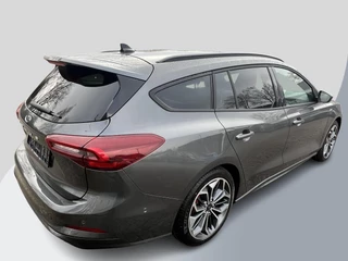 Ford Focus Ford Focus Wagon 1.0 EcoBoost Hybrid ST Line X 125pk | 18 Inch Lichtmetaal | Elektrische Achterklep | Panoramadak | Driver Assistance Pack | Winterpack | Matrix Led koplampen - afbeelding nr 3