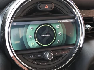 MINI One Mini Mini 1.5 One Automaat Business Edition | Navigatie | PDC | Cruise Control | Airco | 17