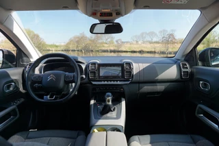 Citroën C5 Aircross Citroen C5 Aircross 1.2 PureTech 130 Business - Perla Nera Black - Nav/Cruise/360/Carplay - afbeelding nr 18