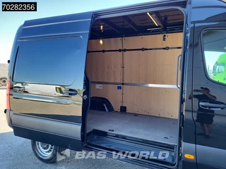 Mercedes-Benz Sprinter Mercedes Sprinter 317 CDI Automaat L2H2 170PK Airco Camera MBUX Euro6 L2 12m3 Airco - afbeelding nr 7