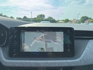 Škoda Scala Škoda Scala 1.0 TSI DSG DRIVE CAMERA/NAVI/CARPLAY/STOEL-STUURVERW/E-KLEP - afbeelding nr 19
