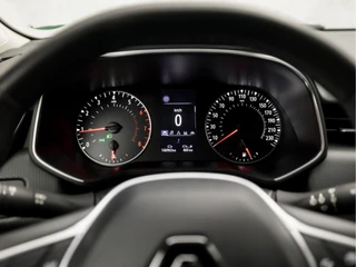 Renault Clio (NIEUW MODEL, APPLE CARPLAY, GROOT NAVI, PARKEERSENSOREN, GETINT GLAS, SPORTSTOELEN, CRUISE, LED KOPLAMPEN, NIEUWE APK, NIEUWSTAAT) - afbeelding nr 22