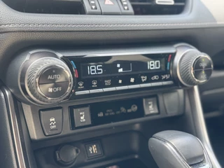Toyota RAV4 Toyota RAV4 2.5 Plug-in Hybrid AWD GR SPORT JBL, 360 graden camera, Head-up display , All-in Rijklaarprijs - afbeelding nr 35