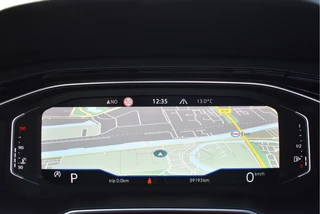 Volkswagen Polo | Nieuwstaat | Open dak | Virtual cockpit | Camera | Keyless | Carplay | Stoelverw | IQ Light - afbeelding nr 16