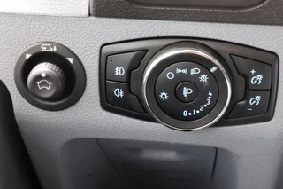 Ford Transit Ford Transit 350 2.0 TDCI 170pk E6 RWD L2H2 Trend Airco/Navi Trekhaak 2800kg 06-2018 - afbeelding nr 14