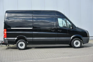 Volkswagen Crafter Volkswagen Crafter 2.0 TDI L2H2 Euro6 3500 Kg Trekhaak Airco - afbeelding nr 2
