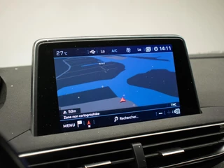 Peugeot 3008 Peugeot 3008 1.2 PureTech Allure Sport (PANORAMADAK,APPLE CARPLAY,NAVI,LED,CAMERA,360 VIEW,PDC,CRUISE,LANE,CLIMATE,NETTE STAAT) - afbeelding nr 18