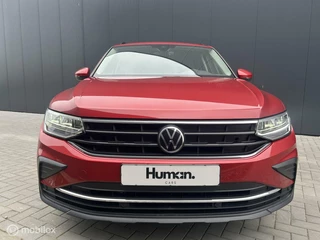 Volkswagen Tiguan Volkswagen Tiguan 1.5 TSI Life 2022 Trekhaak 20 inch N.A.P - afbeelding nr 29