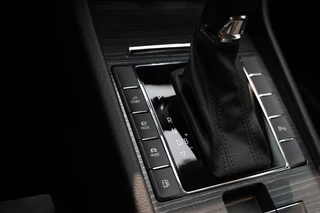 Škoda Superb Škoda Superb Combi 1.4TSI iV 218PK Business Ed. Plus *NAP/Trekh/Virtual/Stoelvw/Keyless* - afbeelding nr 22
