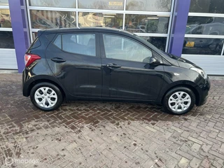 Hyundai i10 Hyundai i10 1.0i i-Motion Comfort * AIRCO * LM VELGEN * - afbeelding nr 5