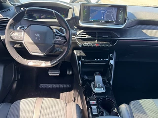 Peugeot 2008 Peugeot 2008 1.2 PURETECH AUT. GT-LINE LED NAVI PANO-DAK CAMERA CARPLAY AIRCO LMV PDC - afbeelding nr 6