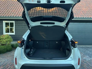 Toyota Yaris Cross Luxe Toyota Yaris Cross 1.5 Hybrid VOL LEER/PANO/JBL/CARPLAY - afbeelding nr 17