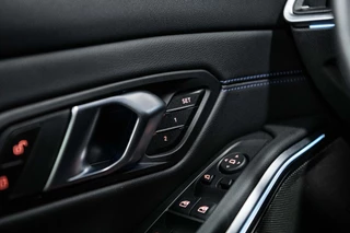 BMW 3 Serie BMW 3-serie 330e Sedan Hybrid | Vol | M Sport | Schuifdak | H&K | Innovation | Head Up | 19 inch | - afbeelding nr 34