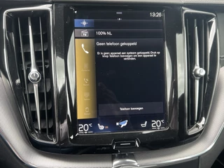 Volvo XC60 Navigatie Panoramadak Luchtvering Camera Head Up Display Leder Dashboard Carplay Elek. Stoel 19 Inch Velgen Stoelverwarming Standkachel On Call 1e Eigenaar Plug In Hybride BTW Auto - afbeelding nr 18