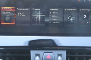 BMW X2 BMW X2 sDrive20i 192PK M-pakket High Executive Edition Huh|Panodak|Navi|Sfeer verl.|Led|E. Klep|Pdc|Lmv|Iso-fix|Lane assist - afbeelding nr 63