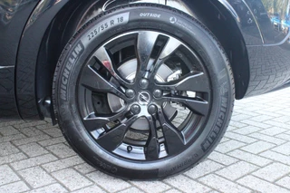 Opel Grandland Opel Grandland 1.2 Turbo 136PK AUTOMAAT Hybrid GS | BLACK PACK | STOEL/STUUR VERWARMING | NAVIGATIE | APPLE CARPLAY/ANDROID AUTO | DODEHOEK DETECTIE | 18