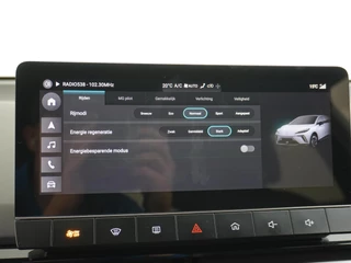 MG 4 MG 4 Luxury 64 kWh COMPLETE AUTO | LONG RANGE! | RIJKLAAR INCL. 12 MND. BOVAGGARANTIE - afbeelding nr 36