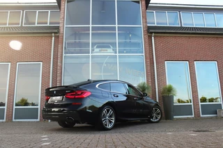 BMW 6 Serie ➡️ BMW 6-serie Gran Turismo 630i G32 High Executive M-sport | M-pakket | 2e eigenaar | Head-up | Pano | 19 inch | Harman-Kardon | LED | DAB | Soft-close | Stoelventilatie | 258 pk | - afbeelding nr 4