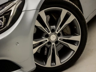 Mercedes-Benz C-Klasse 279Pk Automaat (GROOT NAVI, LUCHTVERING, CAMERA, LEDER, STOELVERWARMING, GETINT GLAS, ELEK SPORTSTOELEN, ELEK ACHTERKLEP, ZWART HEMEL, NIEUWE APK, NIEUWSTAAT) - afbeelding nr 35