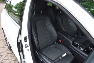 Mercedes-Benz B-Klasse Mercedes-Benz B-Klasse 180 Business Solution | NL-Auto | Afn.trekhaak | Carplay | Nav | Autom.airco | Cruise Contr | Digitale tellers | LED - afbeelding nr 39