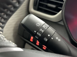 Suzuki Swift Suzuki Swift 1.2 Select Smart Hybrid Automaat | Navigatie | Adaptieve Cruise Control | Parkeercamera - afbeelding nr 24