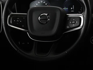 Volvo XC40 Volvo XC40 1.5 T4 Rech R Design Expression | Panoramadak |  Stoel & stuurverwarming | Adaptive cruise | Trekhaak | Camera | Carplay | Getint glas | PHEV - afbeelding nr 9