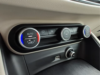 Alfa Romeo Stelvio Alfa Romeo Stelvio 2.0 T AWD Q4 SUPER AUT. Leder | Dodehoeksens. | Elek. achterklep | Camera - afbeelding nr 17