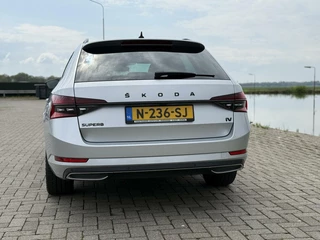 Škoda Superb Skoda Superb Combi 1.4 TSI iV Sportline Business - afbeelding nr 13