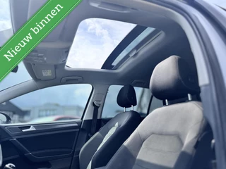 Volkswagen Golf Volkswagen Golf 1.0 TSI Pano/ APP CarPlay/ Alcantara - afbeelding nr 24
