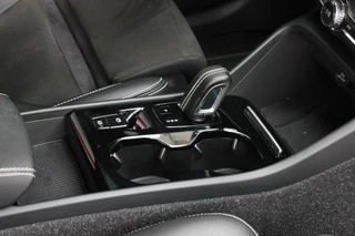 Volvo XC40 Volvo XC40 T4 Recharge R-Design | Parkeercamera | Glossy Black | Keyless - afbeelding nr 29