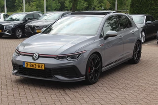Volkswagen Golf Volkswagen Golf 2.0 TSI GTI Clubsport / Panoramadak / Camera / Head-up / 19'' / IQ Lights / Keyless / Dodehoek / DAB / Stoelverwarming / ACC - afbeelding nr 6