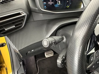 Peugeot e-208 (INCL-BTW) *FULL-LED | DIGI-COCKPIT | BLIS | CAMERA | 1/2-LEATHER | HEATED-SEATS | NAVI-FULLMAP | LANE-ASSIST | KEYLESS | DAB | SPORT-SEATS | 17