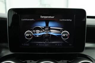 Mercedes-Benz C-Klasse Mercedes-Benz C-klasse 180 AMG | Panoramadak | Leder | Head-Up |  Full LED | Navigatie | Park Assist | Cruise control | Climate control | Bluetooth - afbeelding nr 20