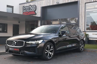 Volvo V60 2.0 T8 TE AWD R-Design Pano, Leder.