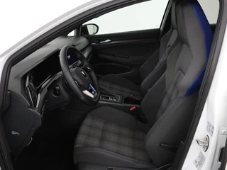 Volkswagen Golf Volkswagen Golf 1.4 eHybrid GTE | Camera | Adaptive cruise |  Carplay | Navigatie | Sportstoelen | Full LED | Sfeerverlichting | PHEV - afbeelding nr 4