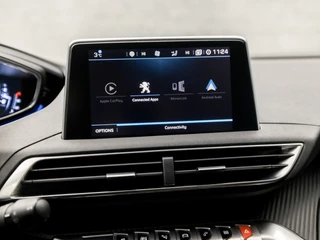 Peugeot 5008 (APPLE CARPLAY, GROOT NAVI, LANE ASSIST, LEDEREN SPORTSTOELEN, PARKEERSENSOREN, CRUISE, NIEUWE APK, NIEUWSTAAT) - afbeelding nr 26