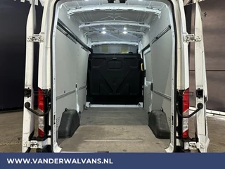 Ford Transit Ford Transit 2.0 TDCI 131pk L3H3 Euro6 Airco | Camera | Cruisecontrol | Parkeersensoren bijrijdersbank, verwarmde voorruit, 2800kg trekvermogen - afbeelding nr 15