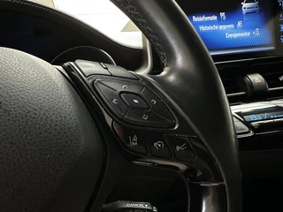 Toyota C-HR Toyota C-HR 1.8 Hybrid Executive [ TREKHAAK I LEER I DEALER ONDERHOUDEN I CA - afbeelding nr 24