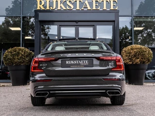Volvo S60 Volvo S60 2.0 B4 Inscription|PANO|MASSAGE|ACC|18''|CARPLAY - afbeelding nr 7