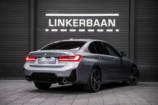 BMW 3 Serie BMW 3-serie 330e Sedan Hybrid | Vol | M Sport | Schuifdak | H&K | Innovation | Head Up | 19 inch | - afbeelding nr 3
